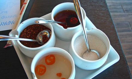 Les condiments en Thaïlande – Sauce de poisson piquante (Nampla Prig) (น้ำปลาพริก)